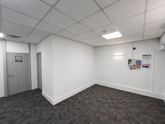 Riverdale House, Riverdale, St. Albans, Offices To Let - Wheathampsted interior 2 .jpeg