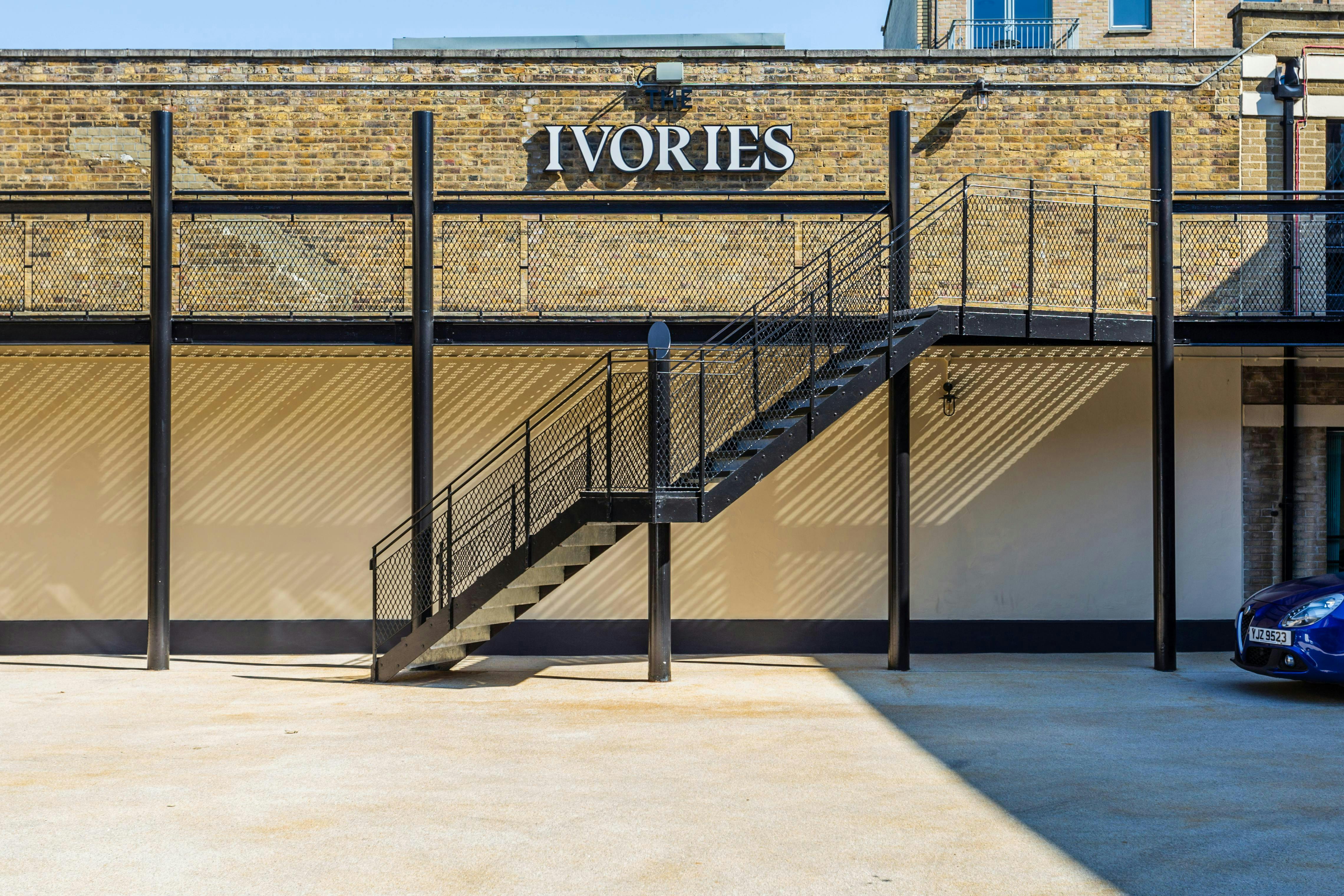 Office in London - photo 2