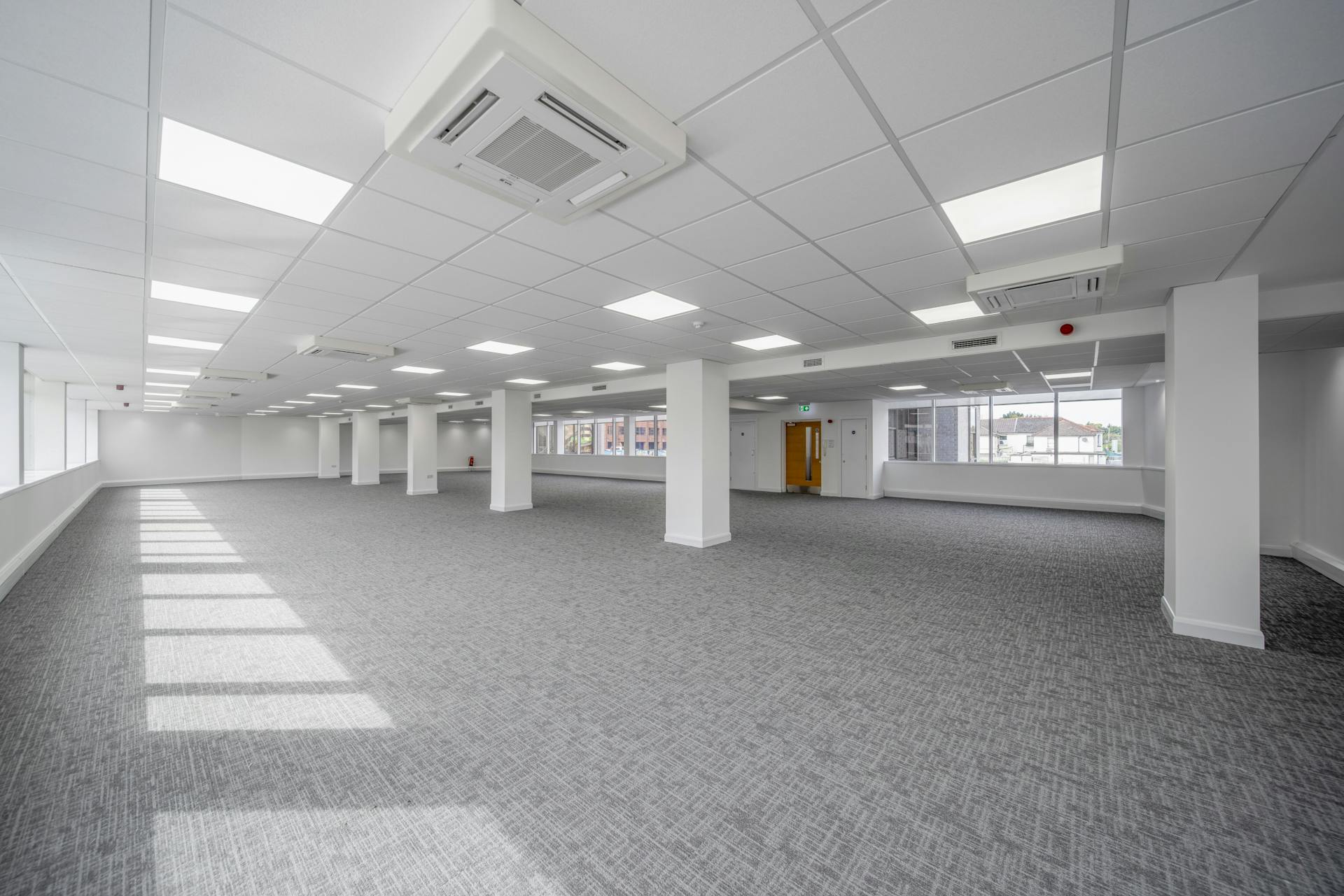 Office in Bournemouth - photo 4