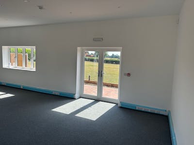 Parr, Station Farm, Northampton, Office To Let - 01f21a4a9b62145ceb5f78f32e3cc131d3990ab2b0.jpg