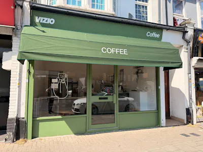 19 West Road, Westcliff-on-Sea, Retail To Let - WhatsApp Image 2026-05-27 at 15.21.04 (2).jpeg