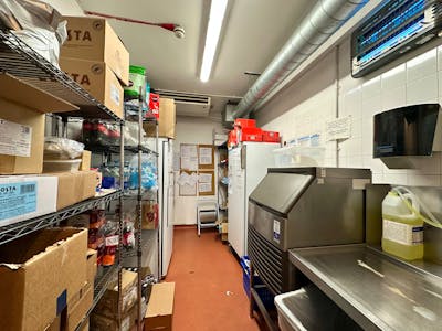 11c Bancroft, Hitchin, Retail To Let - IMG_7614.JPG