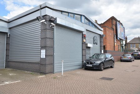 Unit 1 Rutland Studios, White City, Industrial To Let - Img 3.jpg