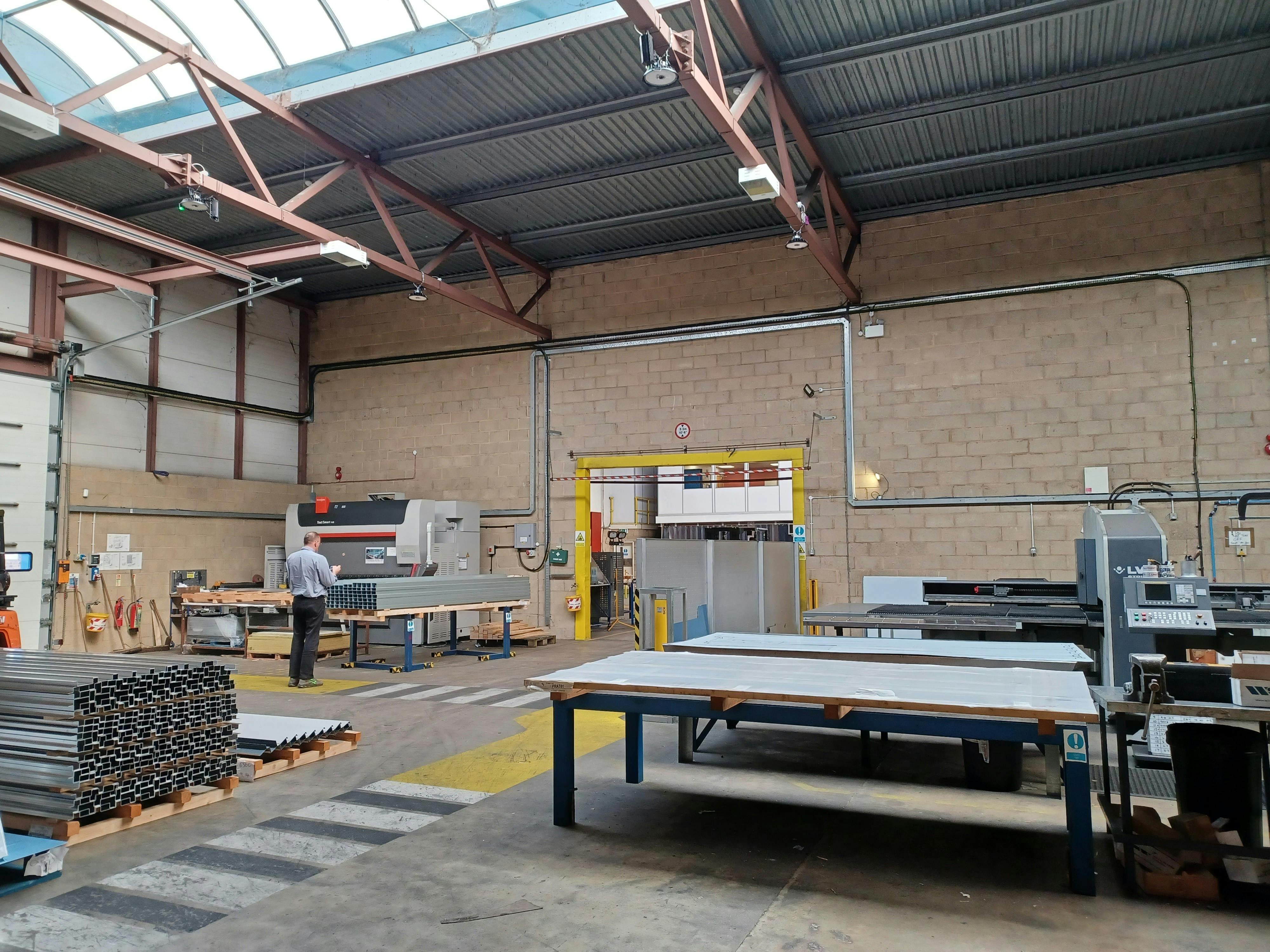 Industrial Unit in Crowborough - photo 3