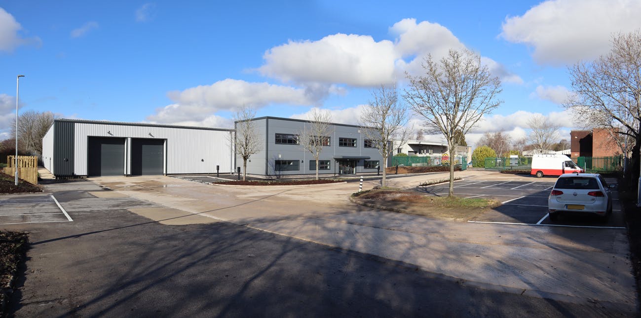 Unit B James Watt Close, Hawksworth Trading Estate, Swindon, Industrial To Let - Alt front copy.jpg