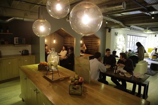 2 Bath Place, London, Offices To Let - 3.jpg