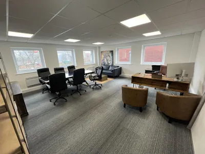 Broadoak Business Park, Trafford Park, Industrial/Logistics / Office To Let - D3c.jpg