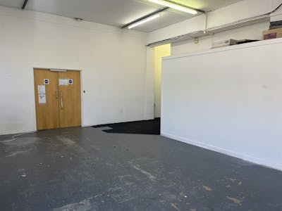 Unit 4, Thame Park Business Centre, Thame, Office To Let / For Sale - 20250702_133152354_iOS.jpg