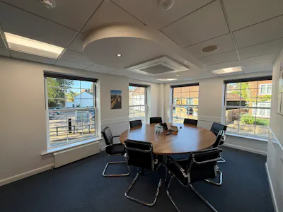 25 High Street, Rickmansworth, Office To Let - 018.jpg