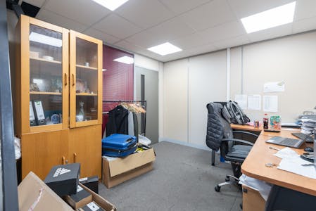 14 Easter Industrial Park, Rainham, Industrial For Sale - 24Unit_14_Easter_Industrial_Park_RM13.jpg