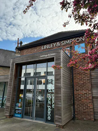 75 Otley Road, Leeds, Leisure / Offices / Other / Retail To Let - a7d07128-8331-48fe-952e-faca1d8ebd2b.jpeg