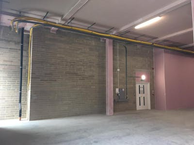 Unit E, 43-49 Fowler Road, Ilford, Industrial Lease Assignment - 3.JPG