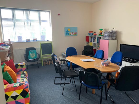 The Estate Office, Pitsea, Office To Let - pic 7.jpg