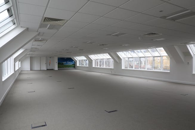 Betchworth House, Redhill, Offices For Sale - H5D_1927.JPG