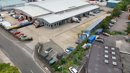 Units 1-4 The Point, Aylesbury, Industrial To Let - 2673AylesburyWIP03.jpg