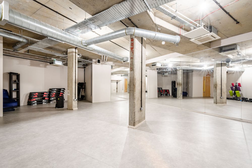 14 Collent Street, London, Leisure / Office To Let - Collent St 14 - Low Res 10.jpg