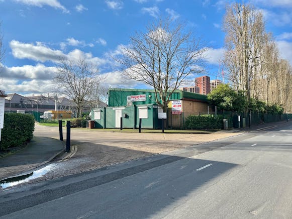 Unit 5, Southall, Industrial To Let / For Sale - e3b43a28-e00e-4874-b200-2f766846bf7d.JPG