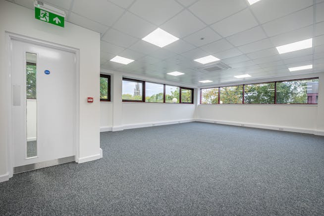 Unit 4 Monkton Park, Farnham Trading Estate, Farnham, Industrial / Warehouse To Let - MONKTON PARK FARNHAM_040.jpg