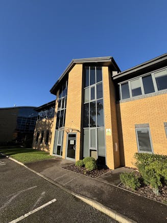 Fortress House & Marauder House, Fortress House, Bury St. Edmunds, Office To Let / For Sale - IMG_4058 Large.JPG