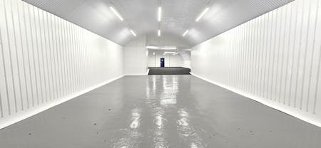 Arch 4, Pinchin Street, London, Industrial To Let - 20260501_183431 - Edited.jpg