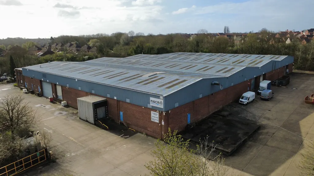 Unit B Tingewick Road Buckingham MK18 1SU Photo 2