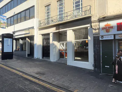 60 West Street, Brighton, A3 (Restaurants and Cafes) / Retail / High Street Retail To Let - IMG_0899 2.jpeg
