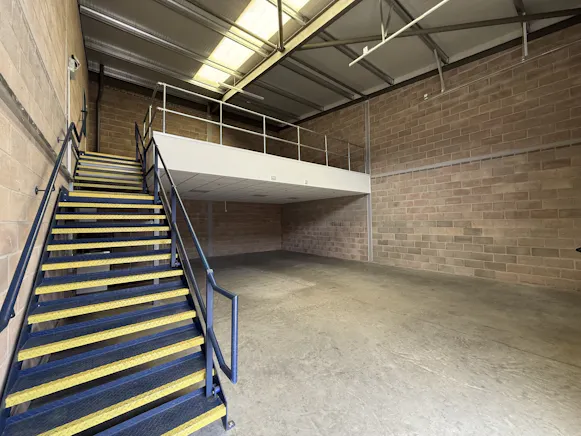 Unit 17 Glenmore Business Park, Southmead Close, Swindon, Industrial To Let - 35569df2-7bd4-4a59-b37a-5faf59c5ff88.jpg