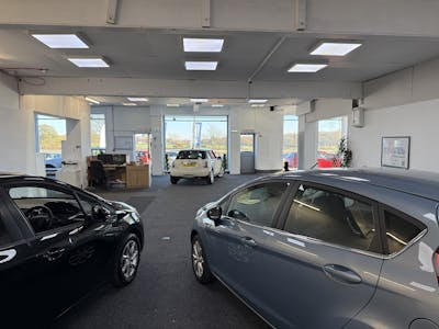 Unit 1 Lion Garage, Portway Trading Estate, Alcester Road, Birmingham, Showroom / Trade Counter To Let - IMG_3938.JPG