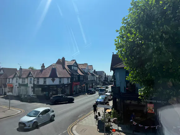 125 Leigh Road, Leigh-on-Sea, Office To Let - WhatsApp Image 2026-07-15 at 3.40.21 PM.jpeg