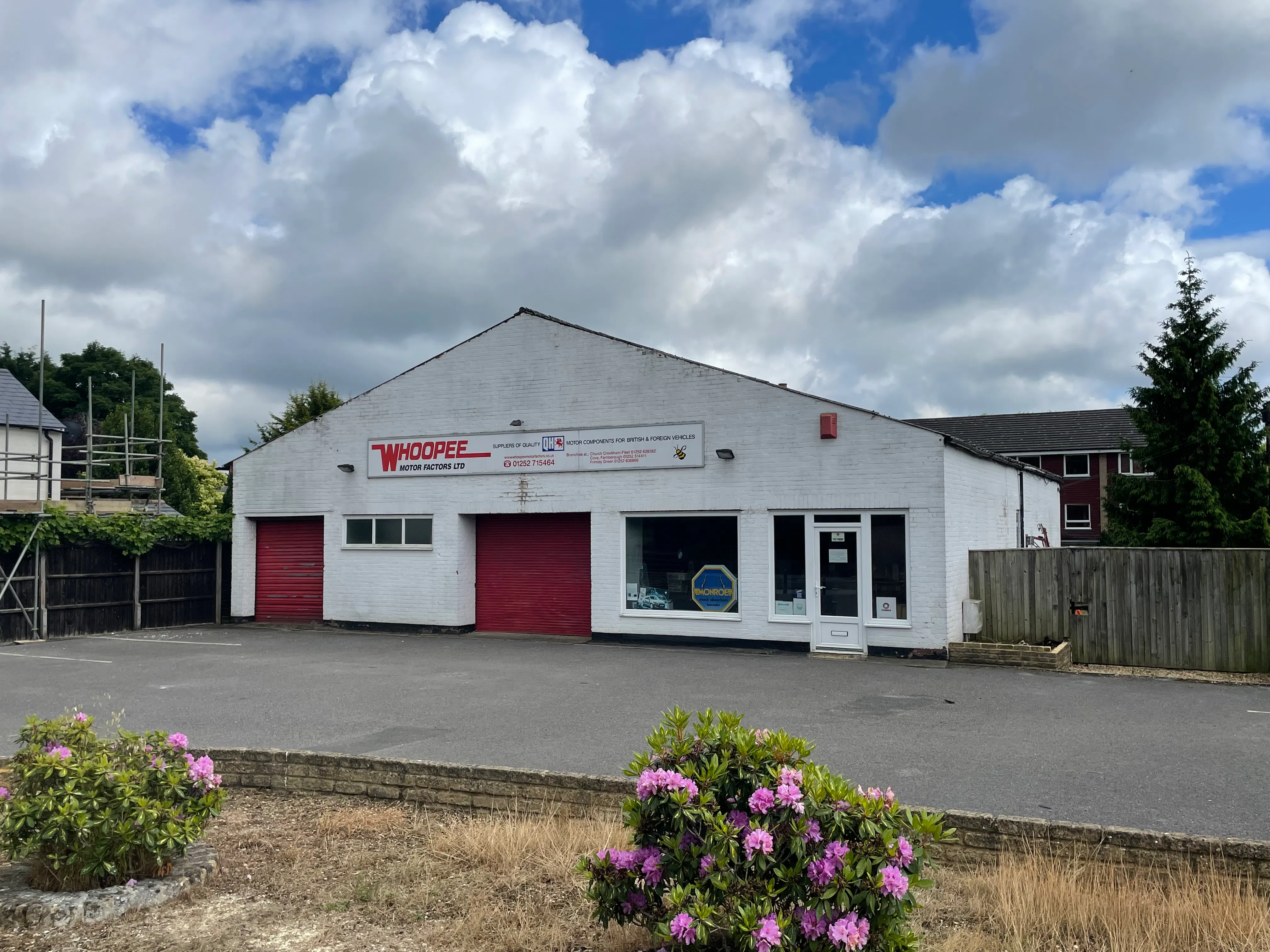 8 Guildford Road, Farnham, Industrial To Let - IMG_6507.jpg