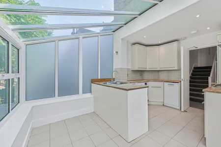 Finborough Road, London, Maisonette To Let - Kitchen/Diner