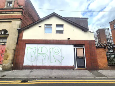 13-15 Princess Street, Bolton, Office / Retail To Let - 20260629_130655.jpg