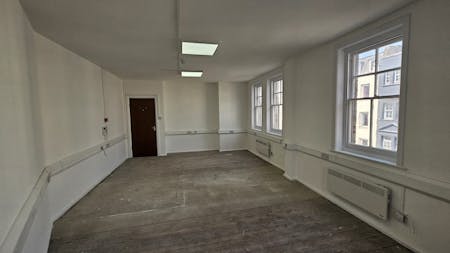 Griffin House, London, Office To Let - e4b9efab104744eaa3d9365c8cd1d8dd.jpg