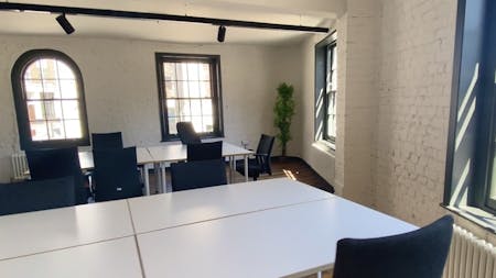 Hat Works, 47 Guildford Street, Luton, Flex Office / Hot Desk / Managed Office / Office / Serviced Office To Let - Image 5