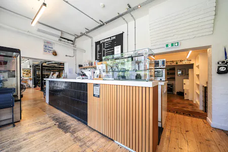 Queens Studios, Queens Park, Retail To Let - 1476866-5-6a294b1d32790.jpg