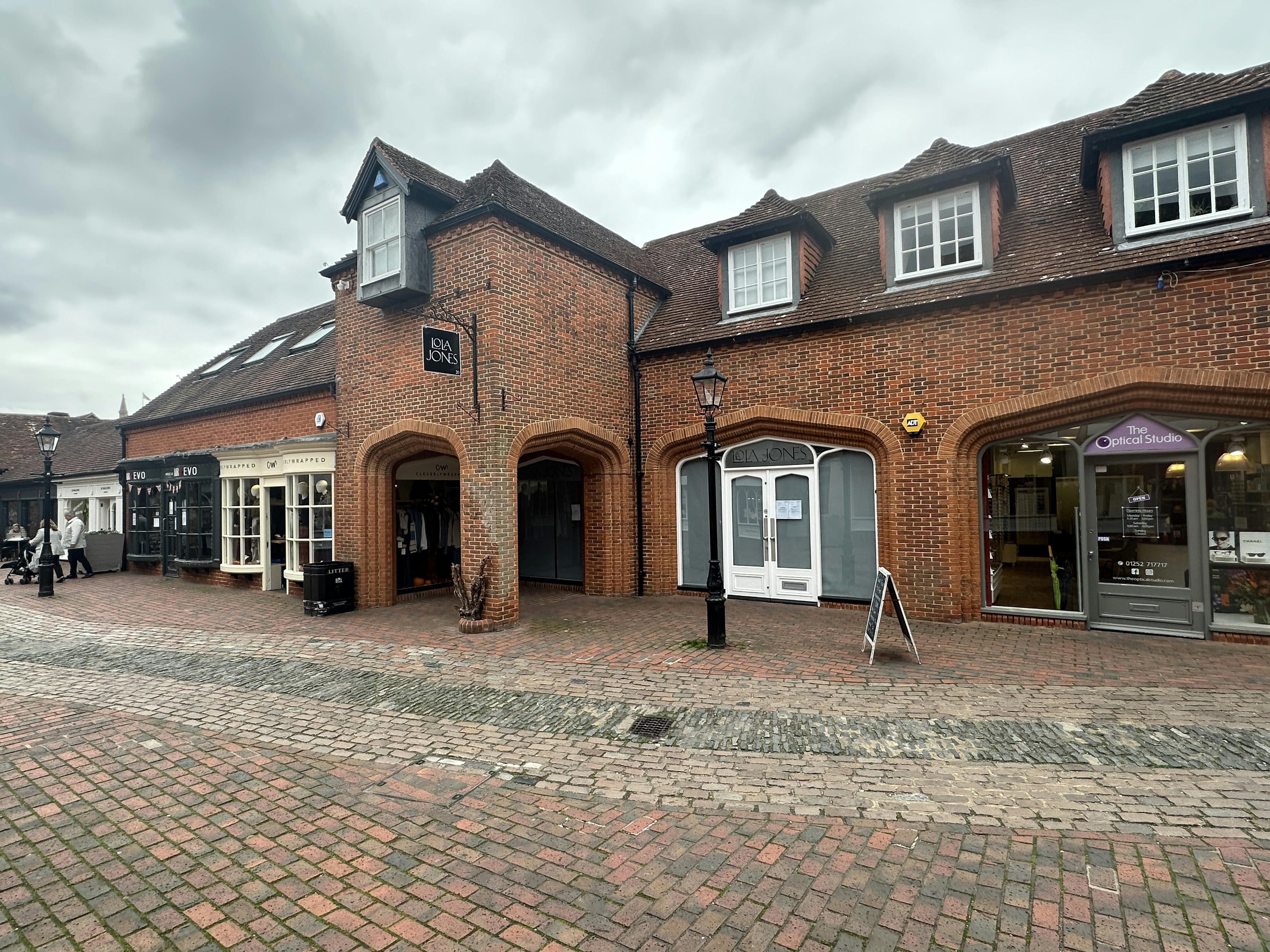 5A Lion & Lamb Yard, Farnham, Retail To Let - IMG_0061.JPG
