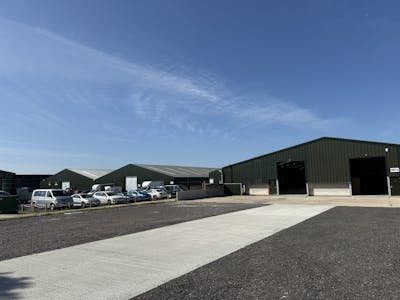 Unit 1D Manor Farm Barns, Southampton, Open Storage / Warehouse To Let - IMG_1183.jpg