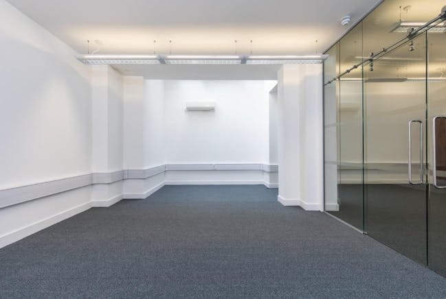 19 Bedford Row, London, Office To Let - Itnernal 2.jpg