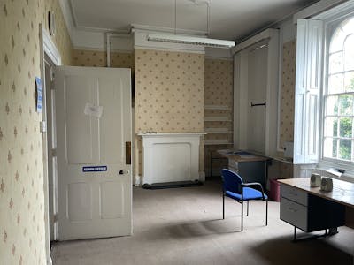 Blenheim House, Brentwood, Residential For Sale - IMG_1816.JPG