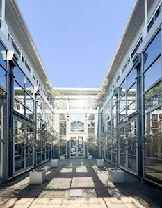 225-227 Walmer Road (Unit 1), London, Office For Sale - 6198b56b7a855dd2f1f76f0ffeec5365-image-20250825t102638720.png