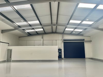 2 Liddall Way, West Drayton, Warehouse To Let - 2 Liddall - Warehouse 1.jpg