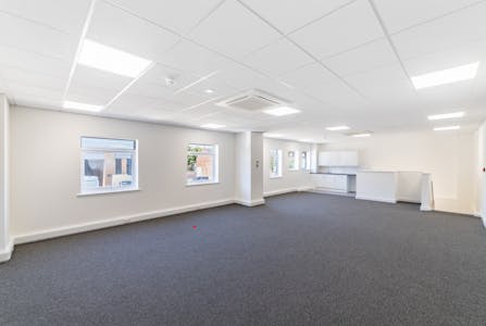 10 Whitby Avenue, Park Royal, Industrial/Logistics / Industrial / Warehouse To Let - 6.jpg