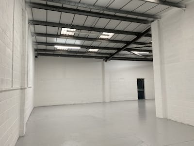 Unit 7, Albion Industrial Estate, Pontypridd, Industrial To Let - Pic 7 Albion IntJPG 1.JPG