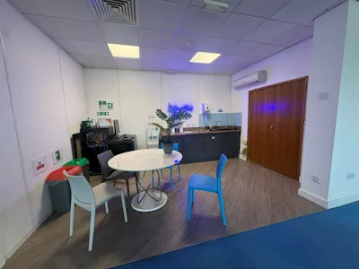 1 City West Gelderd Road, Leeds, Office For Sale - Small Kitchenette.jpeg.jpg