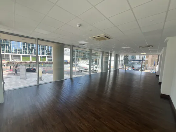 East Tower, 5-10 Landmark Square, London, Leisure / Education / Health & Fitness / Health & Fitness / Offices / Restaurant / Restaurant / Retail To Let - IMG_0781.JPG