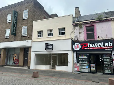 82 King Street, Kilmarnock, Retail To Let - 82 King St Kilmarnock new 001.jpg
