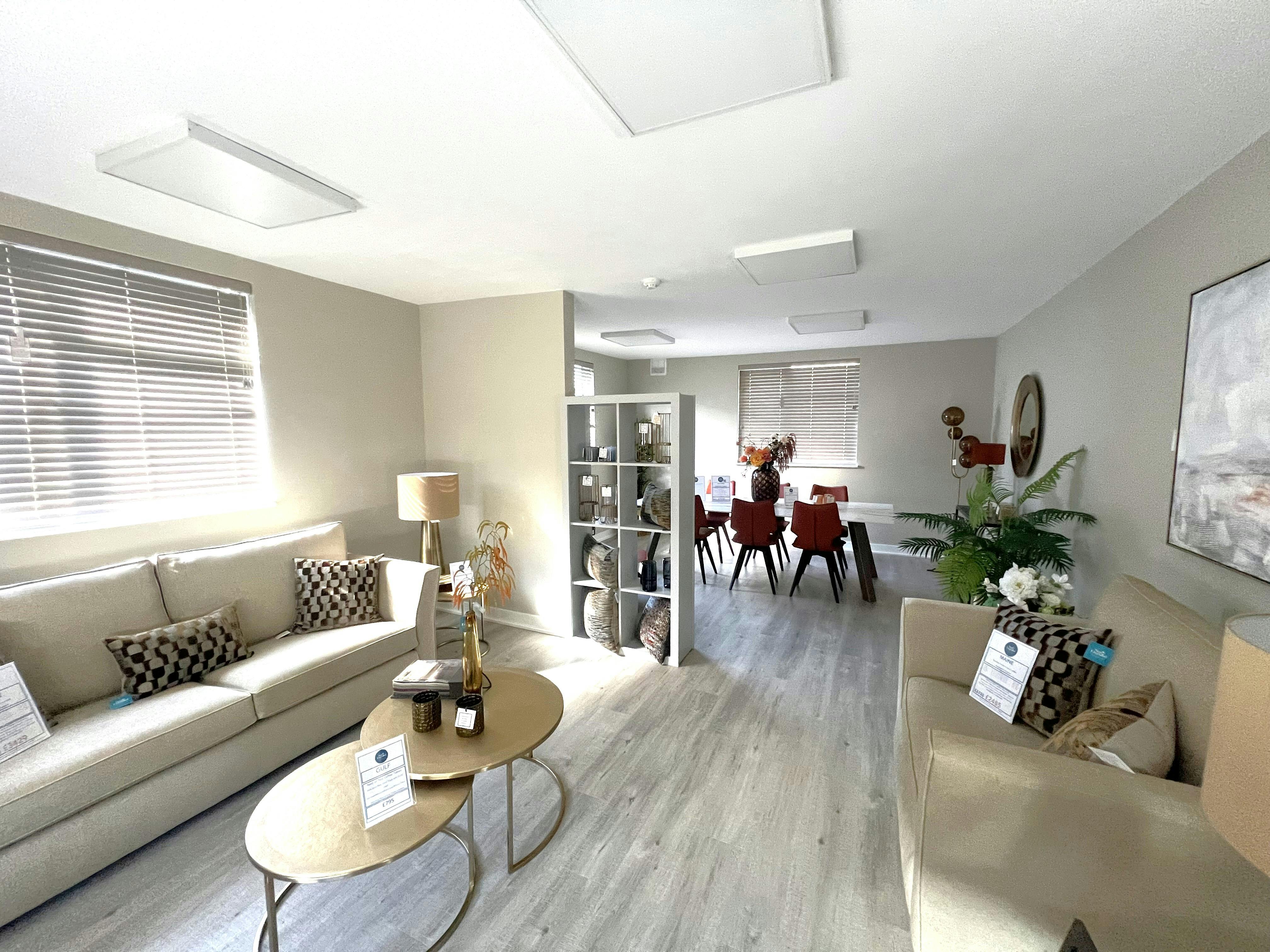 58 East Street, Horsham, Retail To Let - IMG_9113.jpeg