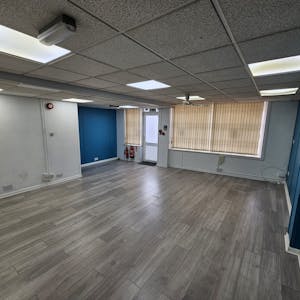 207 Lower Church Road, Burgess Hill, Retail To Let - 7480b645b3b14992a8c0123538f74247.jpg