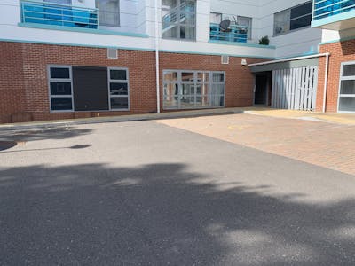 Unit 2 Southdown View, Portsmouth, D1 (Non Residential Institutions) / Retail To Let - IMG_7133.JPG