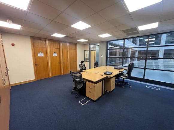 15 Beaufort Court, London, Health & Fitness / Offices / Retail To Let - 0799874b-4075-477e-9b23-2e3e9943a005.jpeg